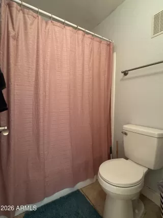 Photo #6: 6995488 Listing