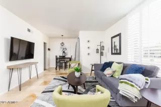 Photo #4: 6995498 Listing 