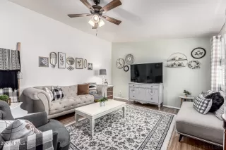 Photo #2: 6995534 Listing 