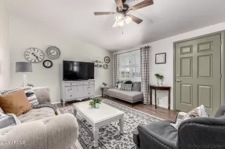 Photo #4: 6995534 Listing 