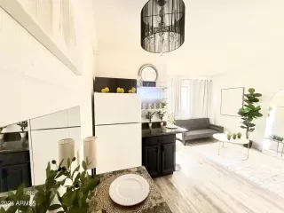 Photo #2: 6995733 Listing 