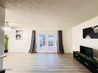 Photo #4: 6995801 Listing 