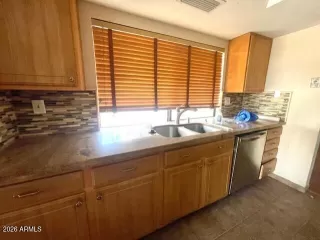 Photo #3: 6995847 Listing 