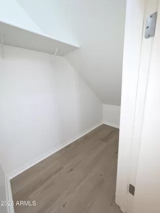 Photo #5: 6995856 Listing