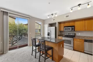 Photo #2: 6995996 Listing 