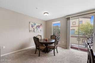 Photo #5: 6995996 Listing 