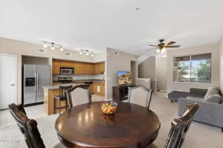 Photo #6: 6995996 Listing 