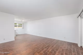 Photo #3: 6996030 Listing 