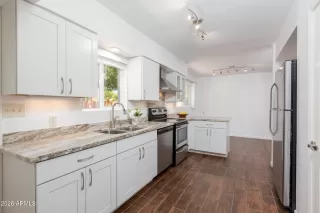 Photo #5: 6996030 Listing 