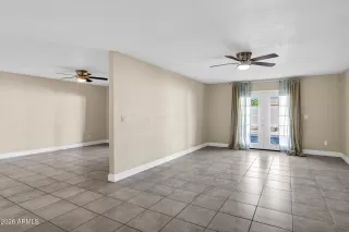 Photo #5: 6996032 Listing 