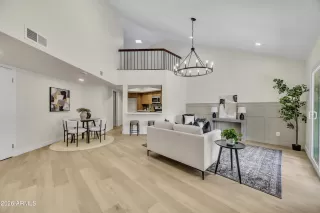 Photo #5: 6996033 Listing 