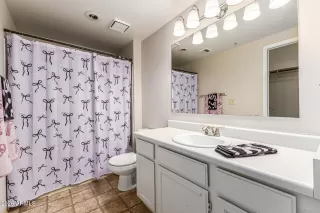 Photo #2: 6996065 Listing 