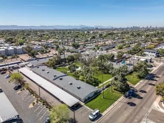 Photo #2: 6996069 Listing 