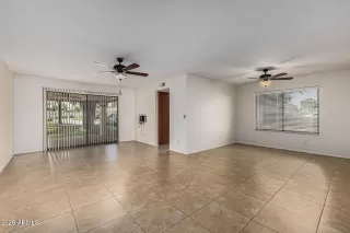 Photo #4: 6996081 Listing 