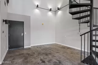 Photo #1: 6996138 Listing 