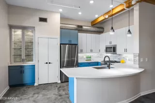 Photo #6: 6996138 Listing 