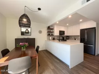 Photo #2: 6996149 Listing 