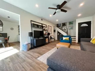 Photo #3: 6996149 Listing 