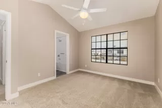 Photo #6: 6996180 Listing 