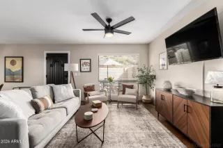 Photo #3: 6996276 Listing 