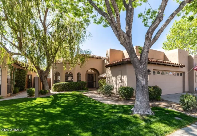 MLS: 6996432 Condo For Sale