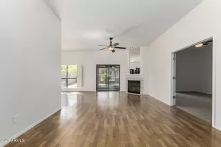 Photo #5: 6996432 Listing 