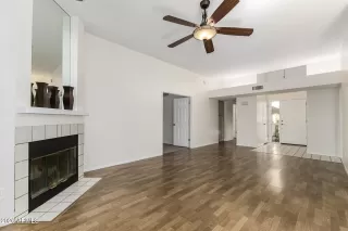 Photo #6: 6996432 Listing 