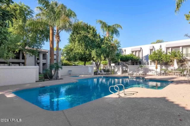 MLS: 6996443 Condo For Sale