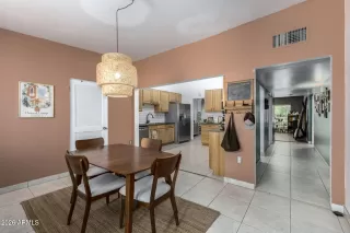 Photo #5: 6996447 Listing 