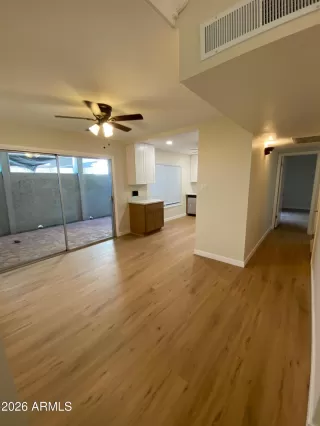 Photo #3: 6996594 Listing 