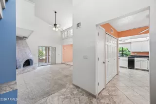 Photo #5: 6996626 Listing 
