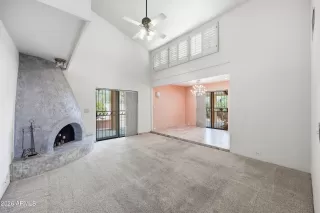 Photo #6: 6996626 Listing 
