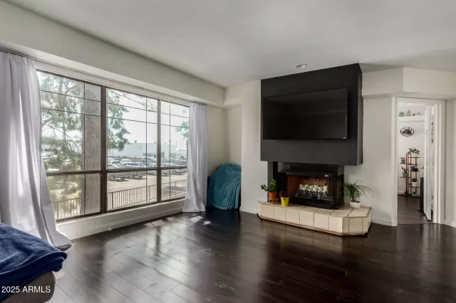 MLS: 6996951 Condo For Sale