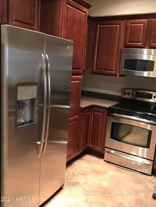 Photo #5: 6996970 Listing 