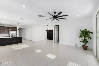 Photo #2: 6996988 Listing 