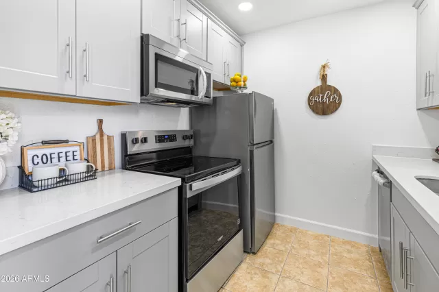 MLS: 6997079 Condo For Sale