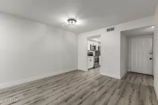 Photo #4: 6997139 Listing 