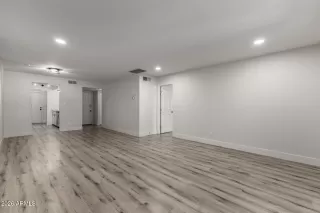 Photo #6: 6997139 Listing 