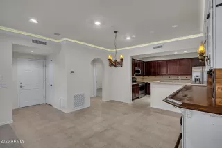 Photo #6: 6997192 Listing 