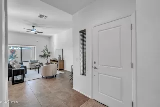 Photo #2: 6997257 Listing 