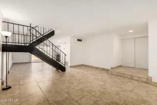 Photo #3: 6997293 Listing 