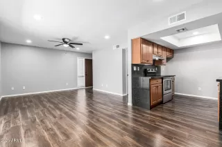 Photo #4: 6997331 Listing 