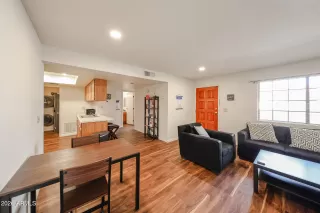 Photo #4: 6997357 Listing 