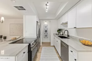 Photo #2: 6997380 Listing 