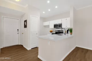 Photo #3: 6997582 Listing 