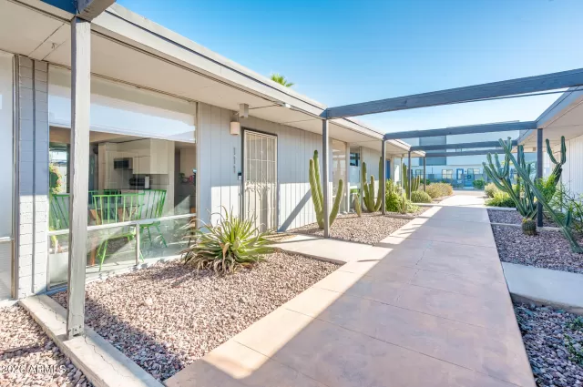 MLS: 6997607 Condo For Sale