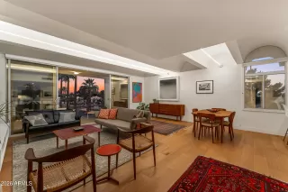 Photo #2: 6997633 Listing 