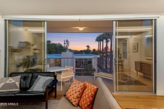 Photo #4: 6997633 Listing 