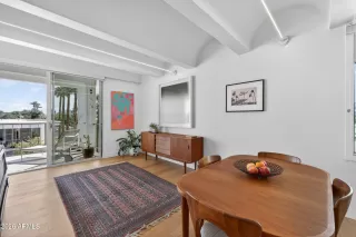 Photo #6: 6997633 Listing 