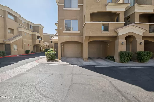 MLS: 6997769 Condo For Sale